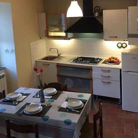 Quiet And Cozy With Wi-fi Casa Prearino Apartment