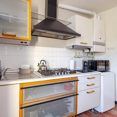 Quiet And Cozy With Wi-fi Casa Prearino Apartment