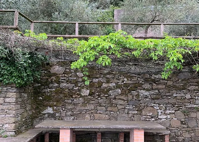 Quiet And Cozy With Wi-fi Casa Prearino Daire